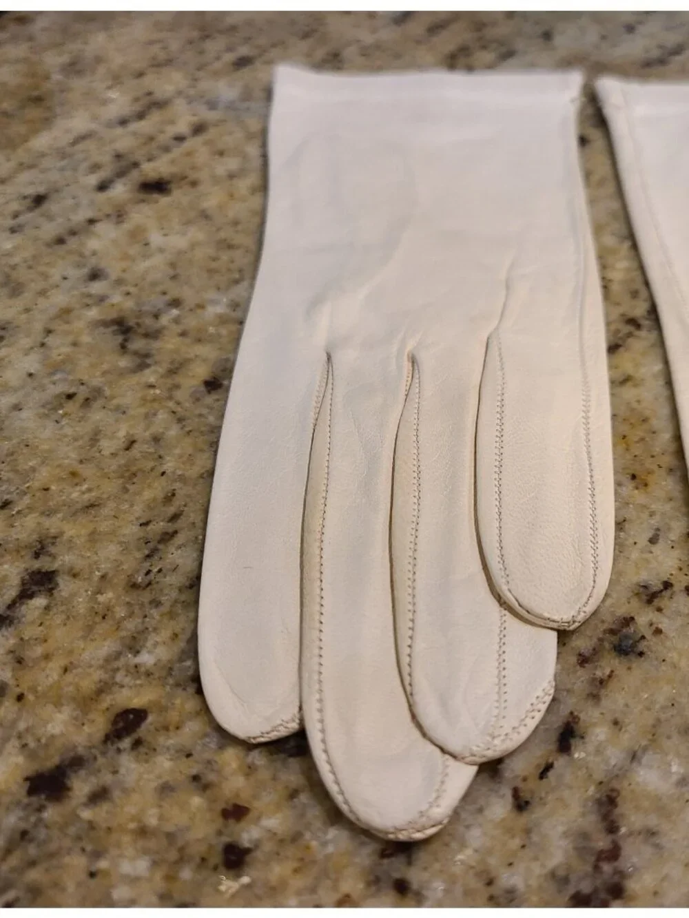 Vintage Size S Cream Formal Leather 8
